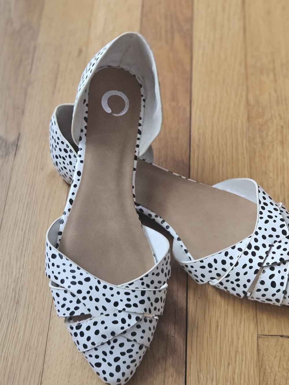 Size 12 Black & White Polka Dot Pointed Toe | Chic Slip-On Flats - Picture 2 of 10
